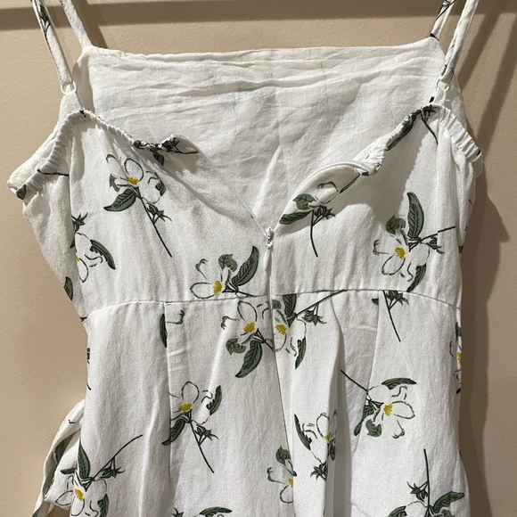 Shareen Collection Floral Wrap Dress - Picture 4 of 5